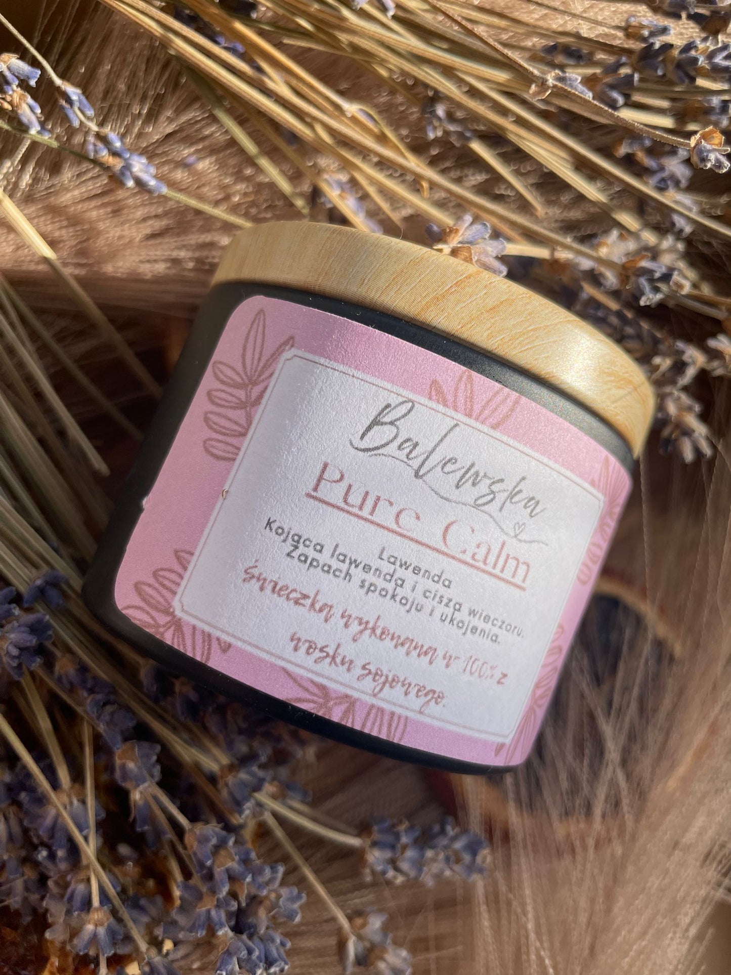 Pure Calm – świeca sojowa o zapachu lawendy